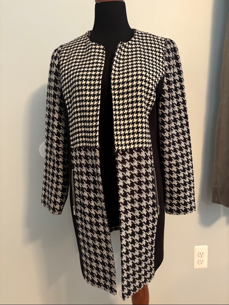 Chicos Black & White Houndstooth Long Coat - Women Jackets & Coats Chico Size O